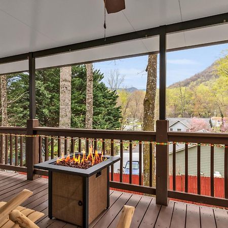 Soco Serene Cabin In The Heart Of Maggie Valley Exterior foto